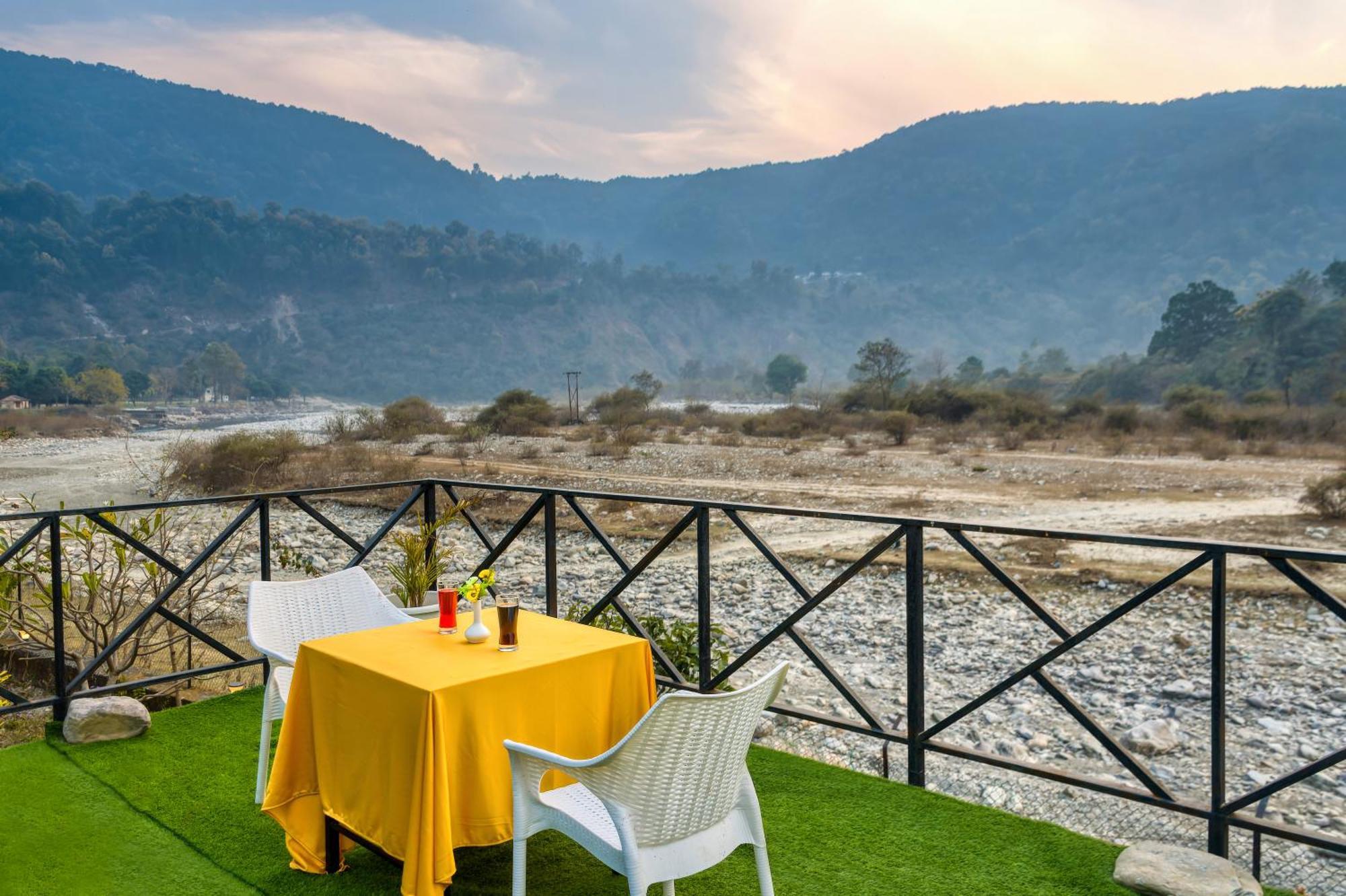 Corbett River Valley Resort Marchula Ngoại thất bức ảnh